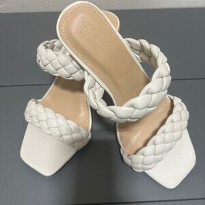 Dunes Memory Foam Womens Sandals